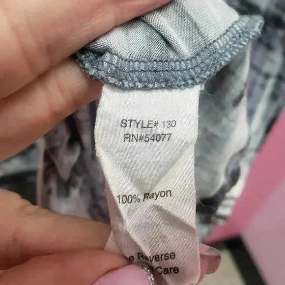 CAbi Style #130 Paint Brush Tunic White Gray and Black - Picture 5 of 5